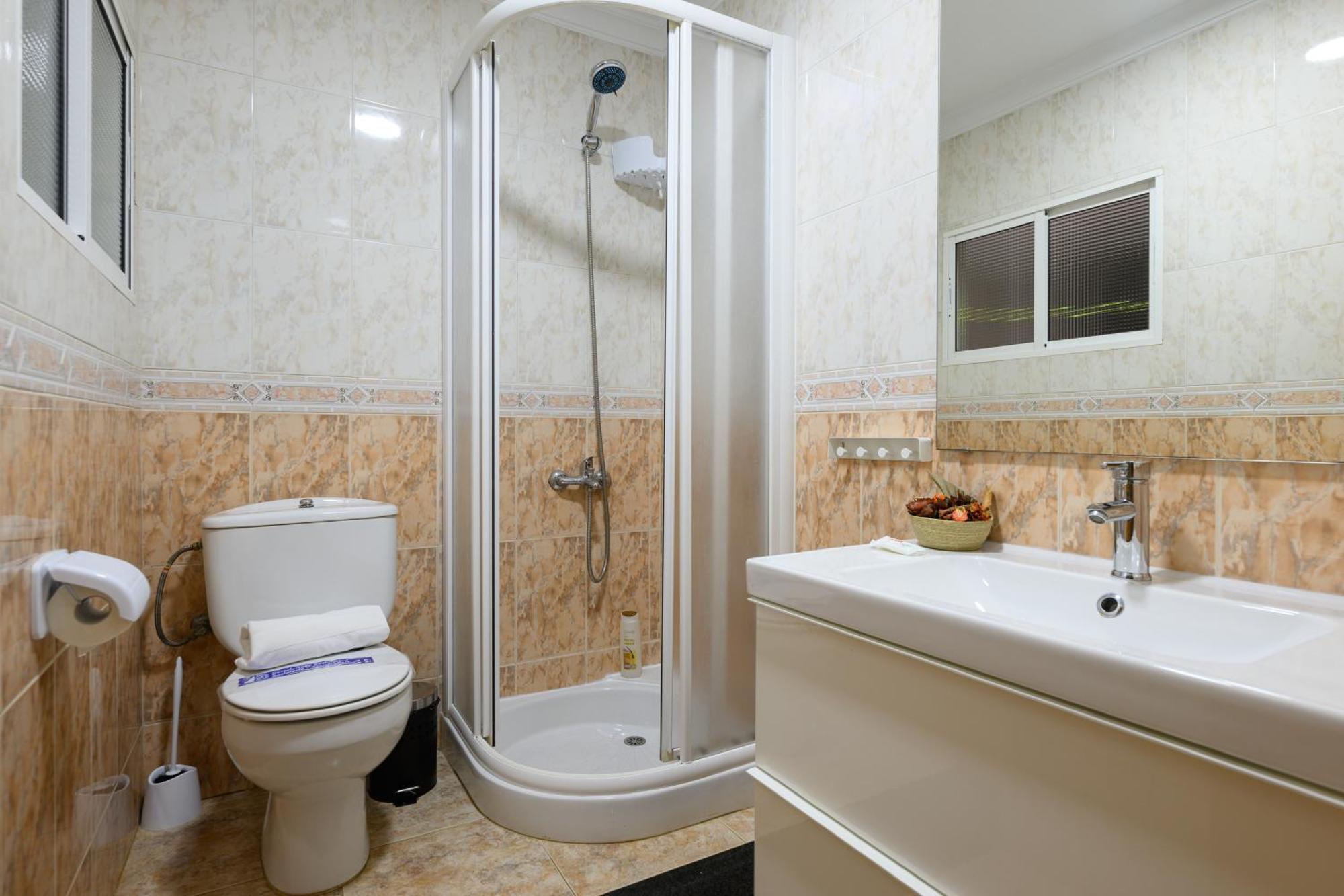 Sg Salinas Apartment *